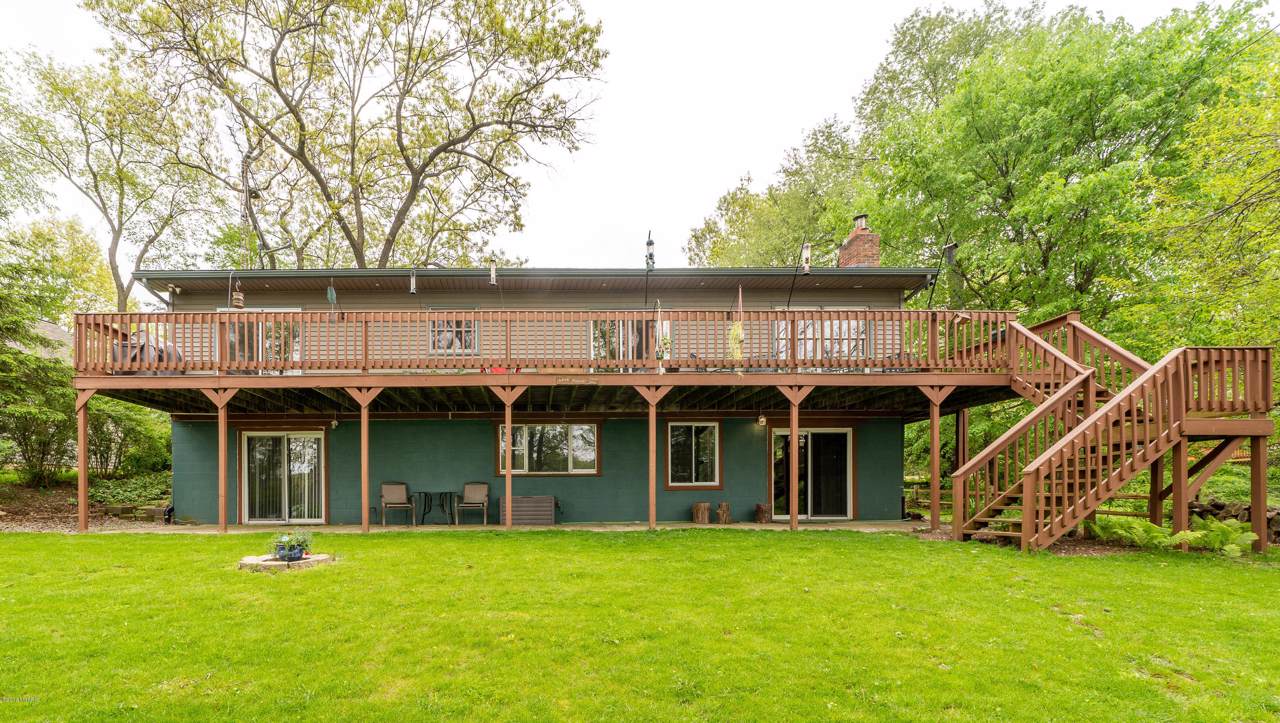 172 Eastshore Drive - Photo 1