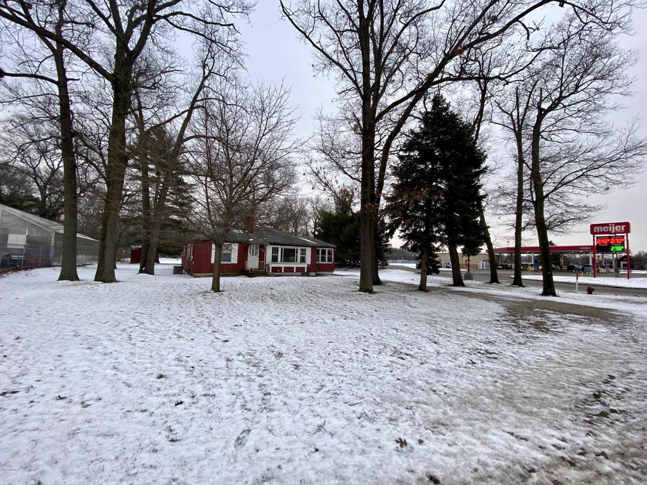 1872 Holton Road - Photo 1