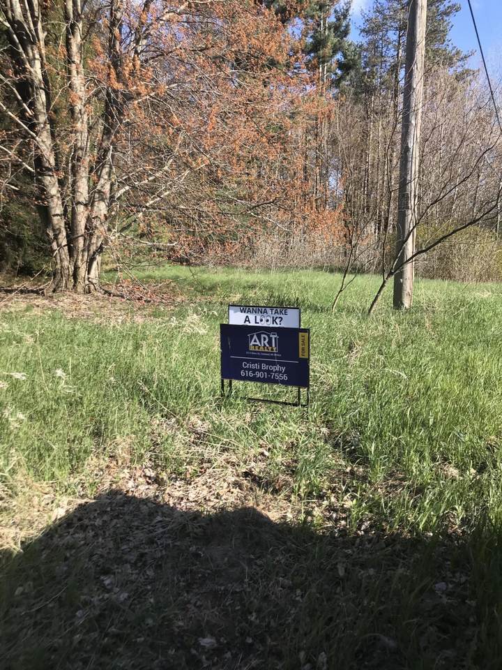 8530 146th Ave Avenue - Photo 1