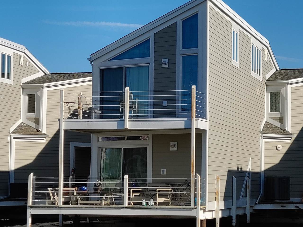 22 Harbor Isle Drive - Photo 1