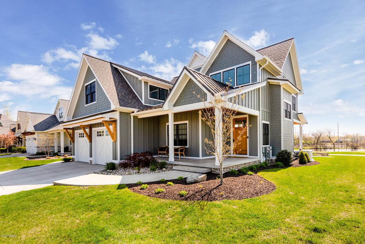 495 Golden Bear Court - Photo 1