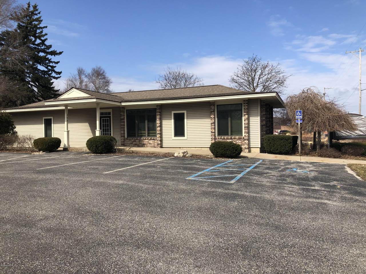 206 Cypress (Us-31) Street - Photo 1