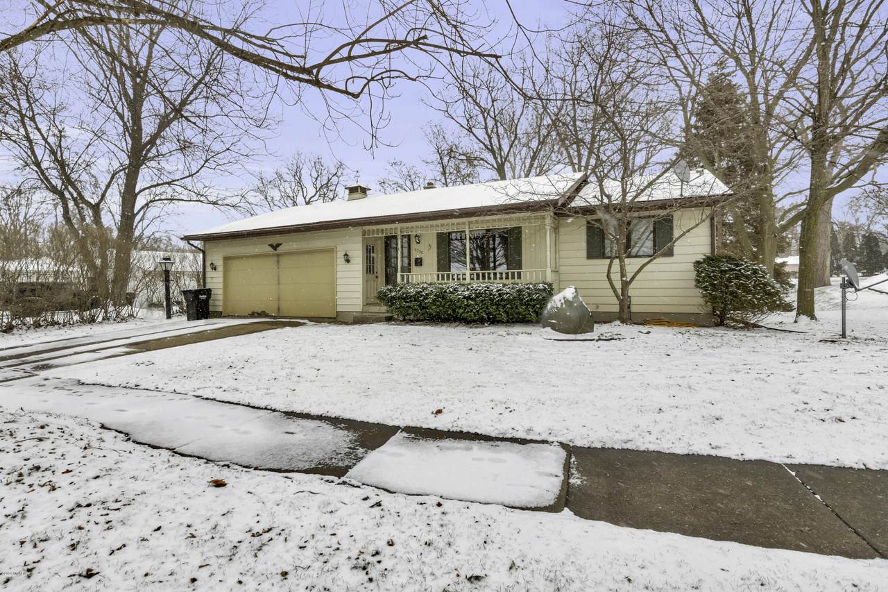 3330 Division Avenue - Photo 1