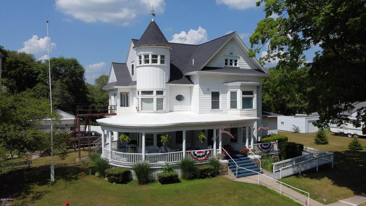 407 Home Street - Photo 1