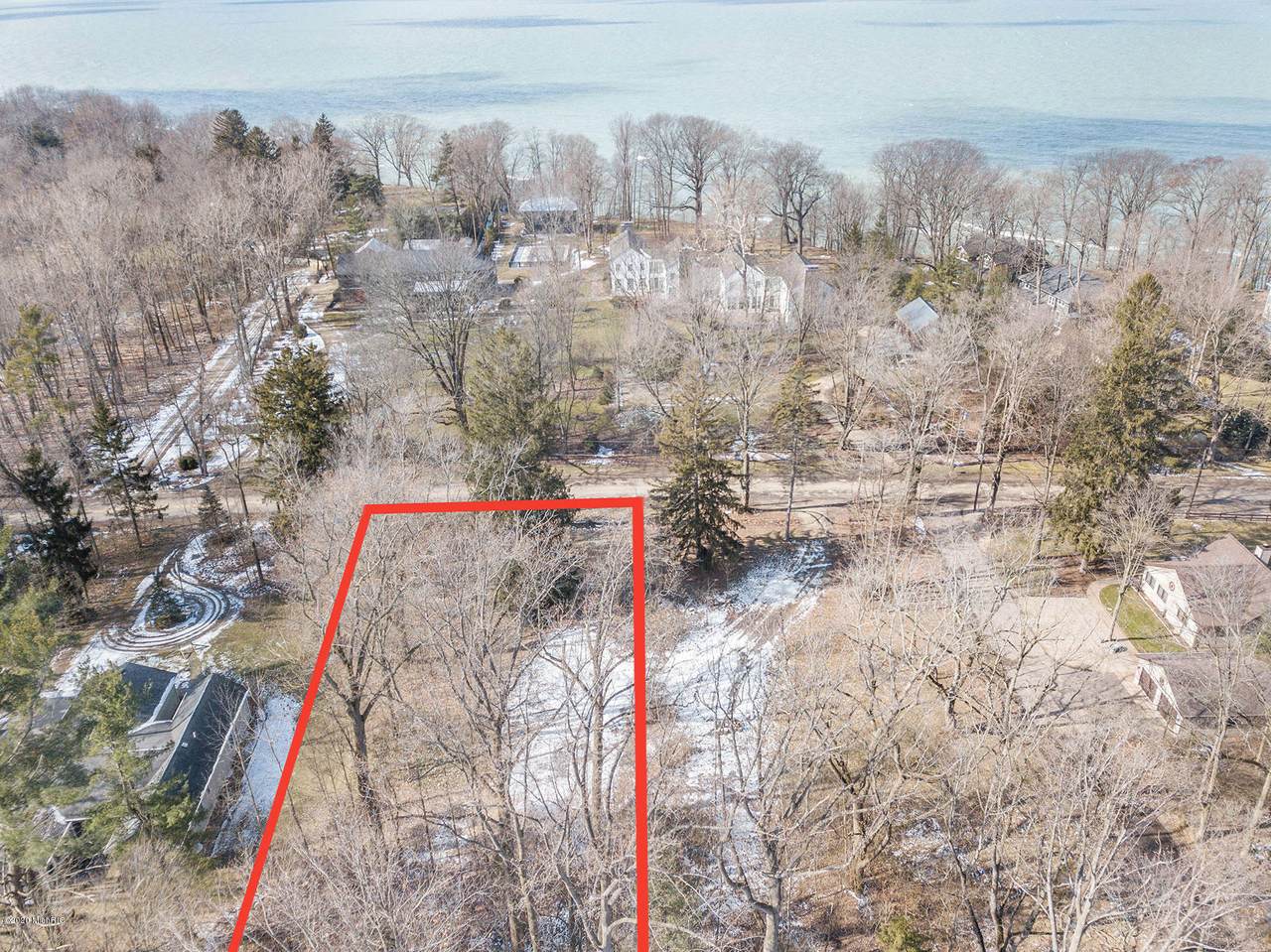 15373 Lakeshore Road - Photo 1