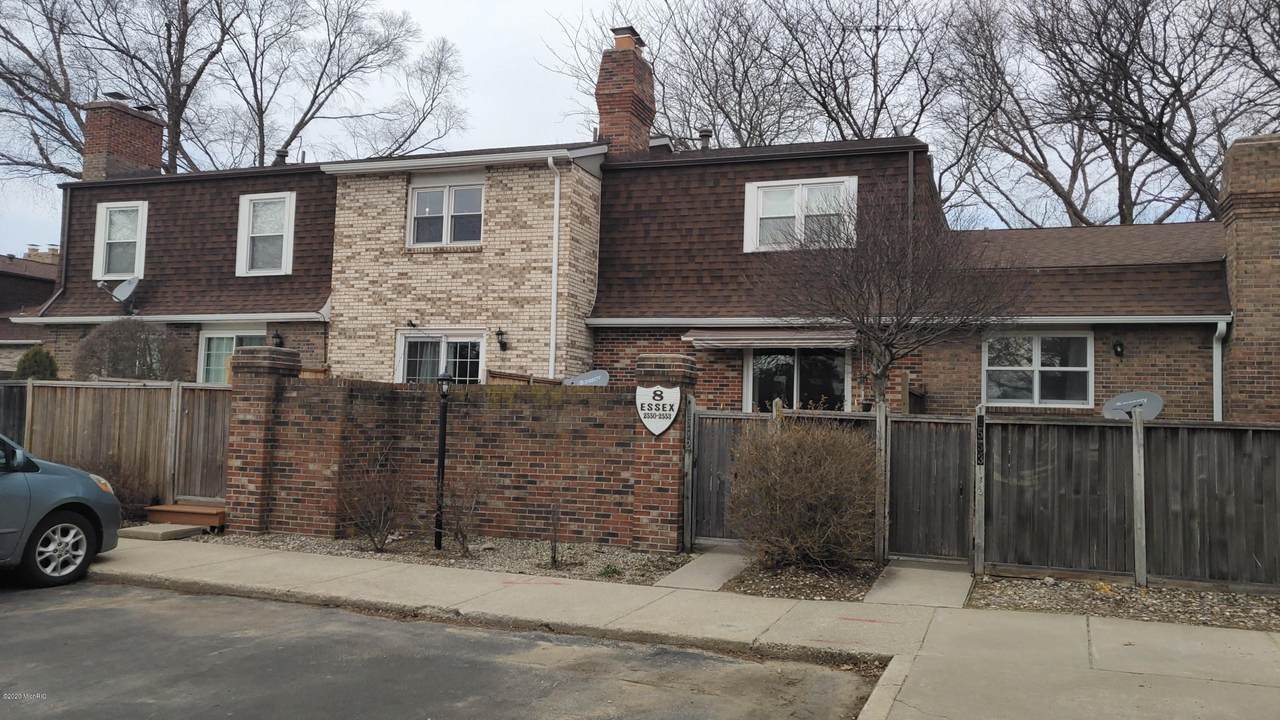 2551 Essex Court - Photo 1