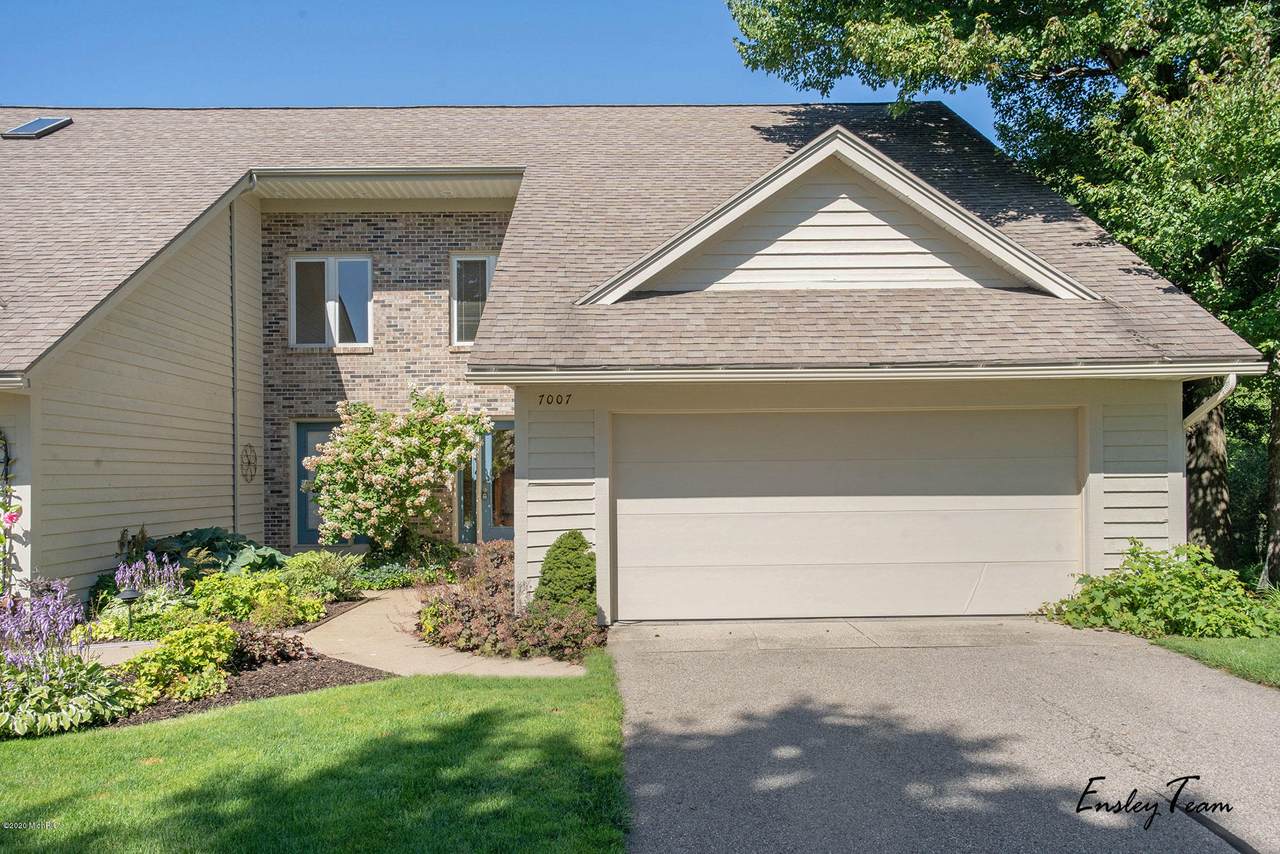 7007 Pinehurst Lane - Photo 1