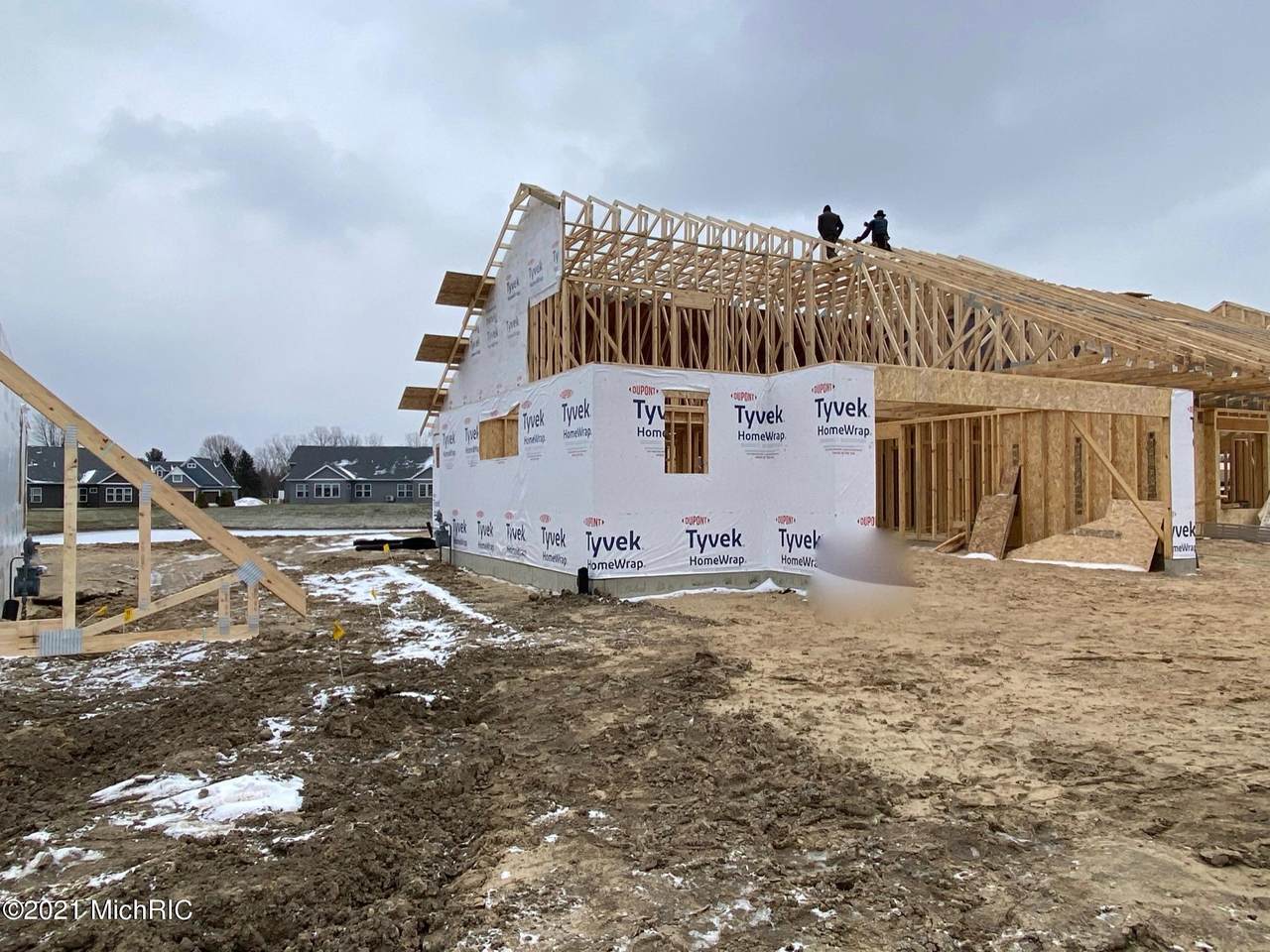 4711 Wind Drive - Photo 1