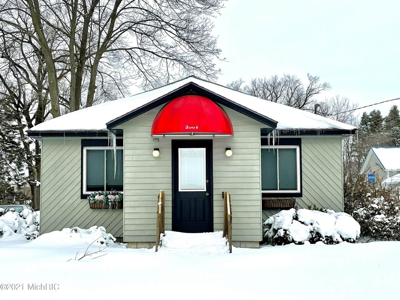 2004 Milham Avenue - Photo 1