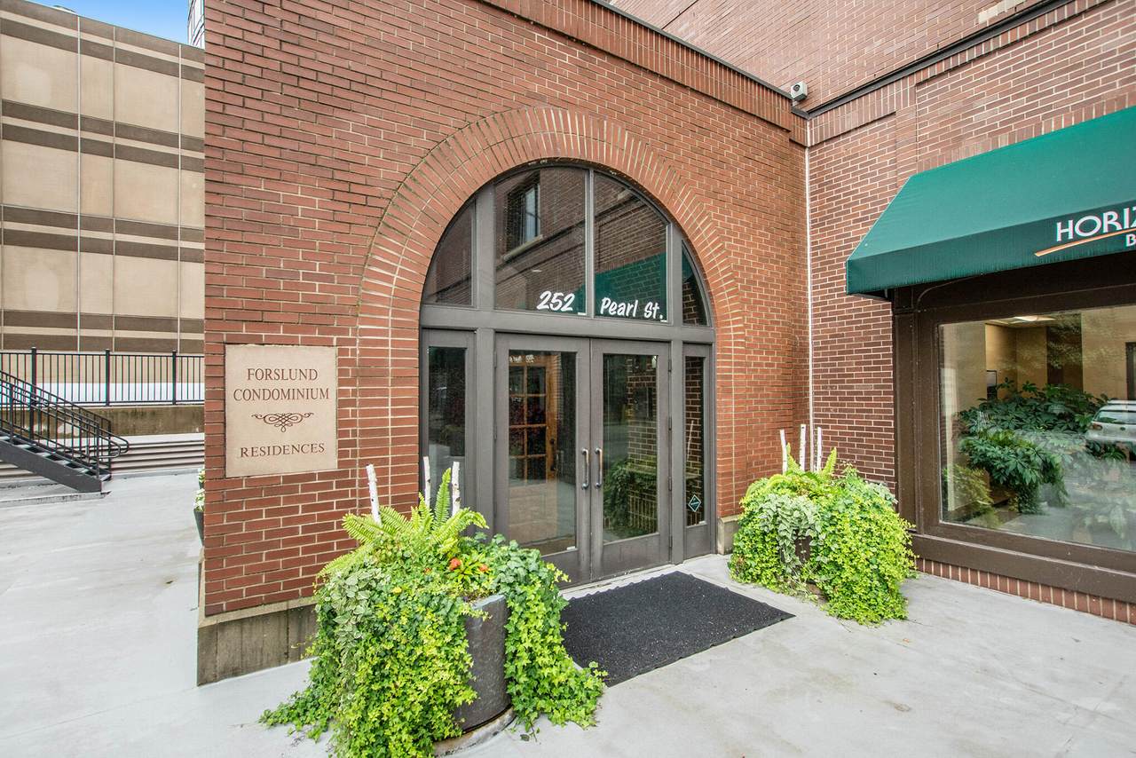 252 Pearl Street - Photo 1