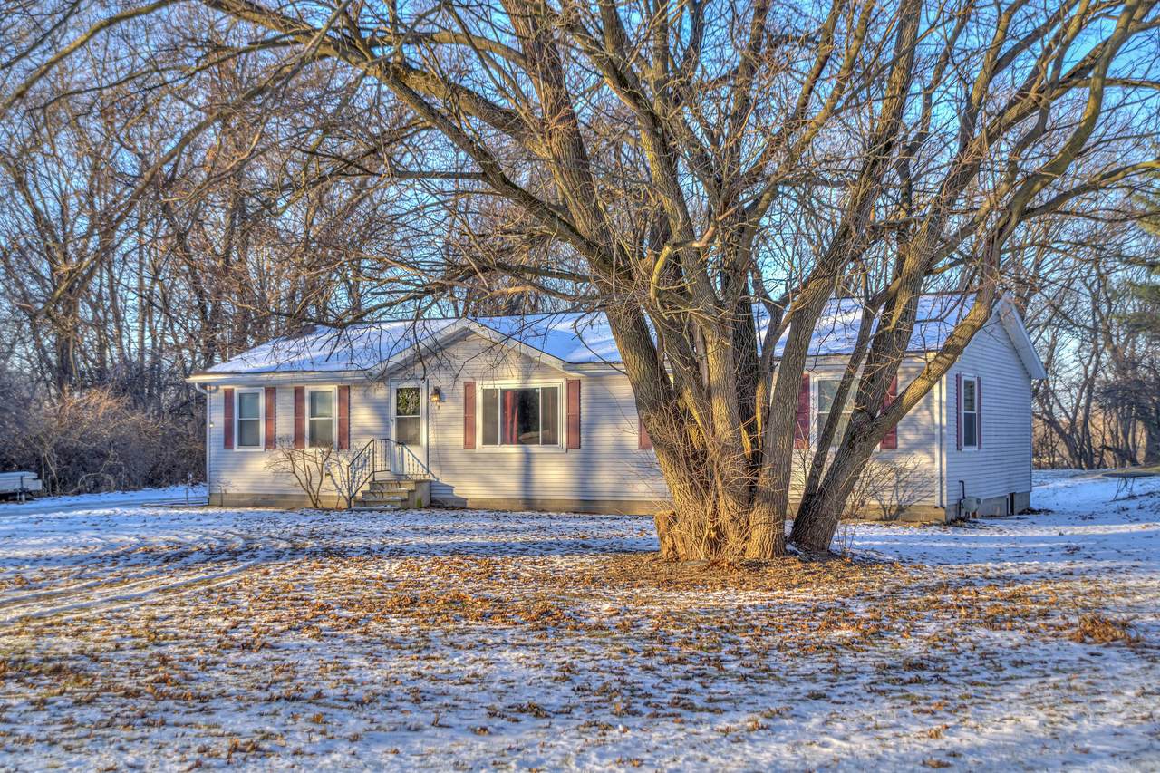 519 Hudson Avenue - Photo 1