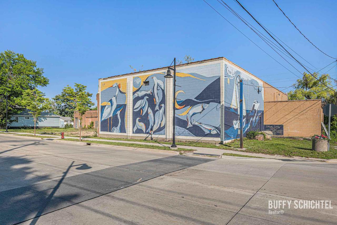 1812 Lakeshore Drive - Photo 1