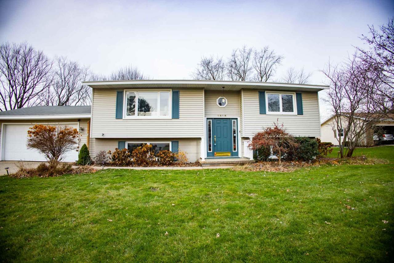 1615 Barbara Court - Photo 1