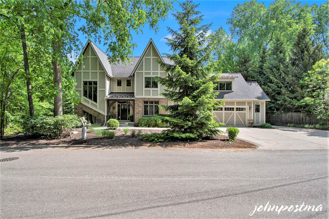 2857 Pioneer Club Road - Photo 1