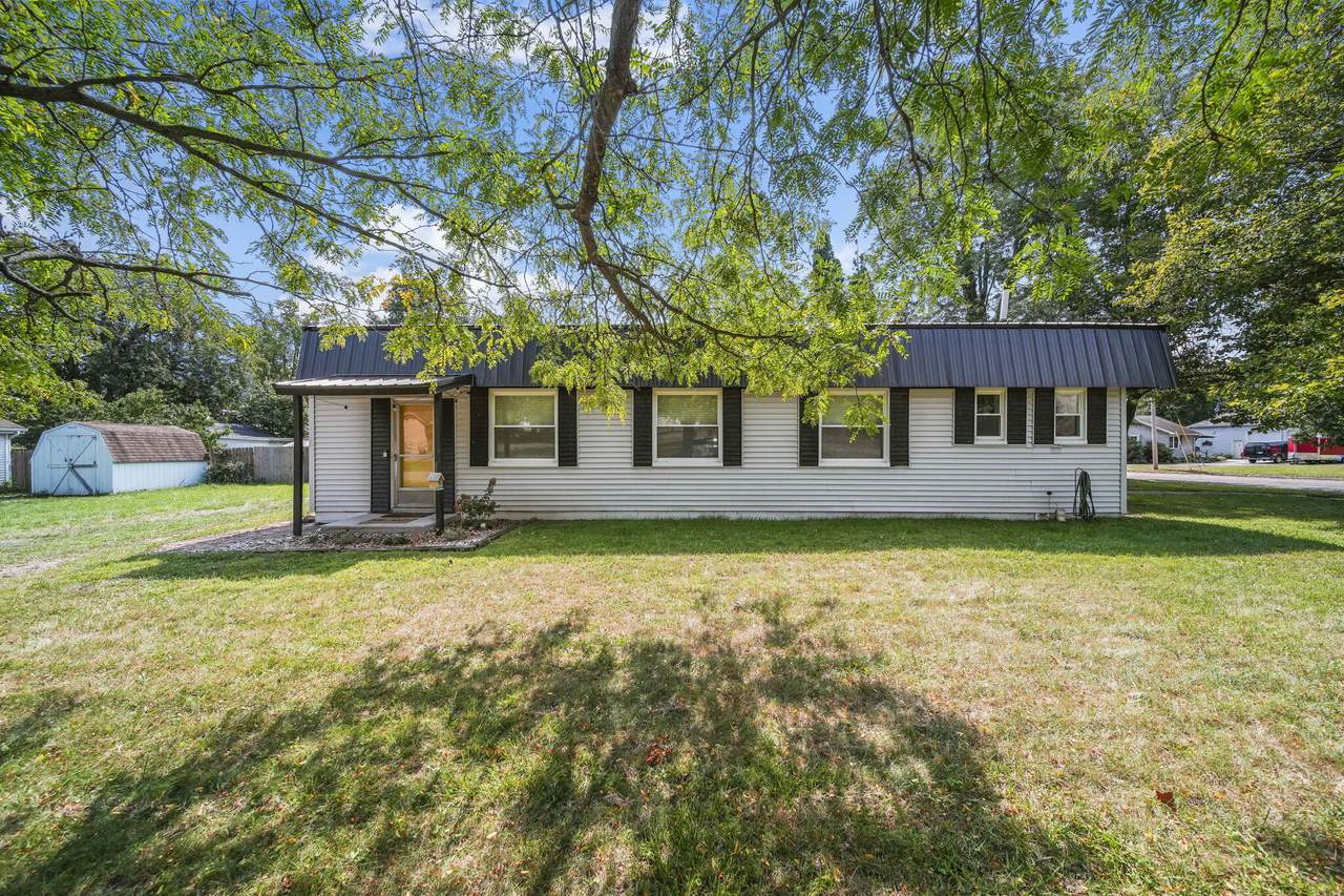 606 Lynn Street - Photo 1