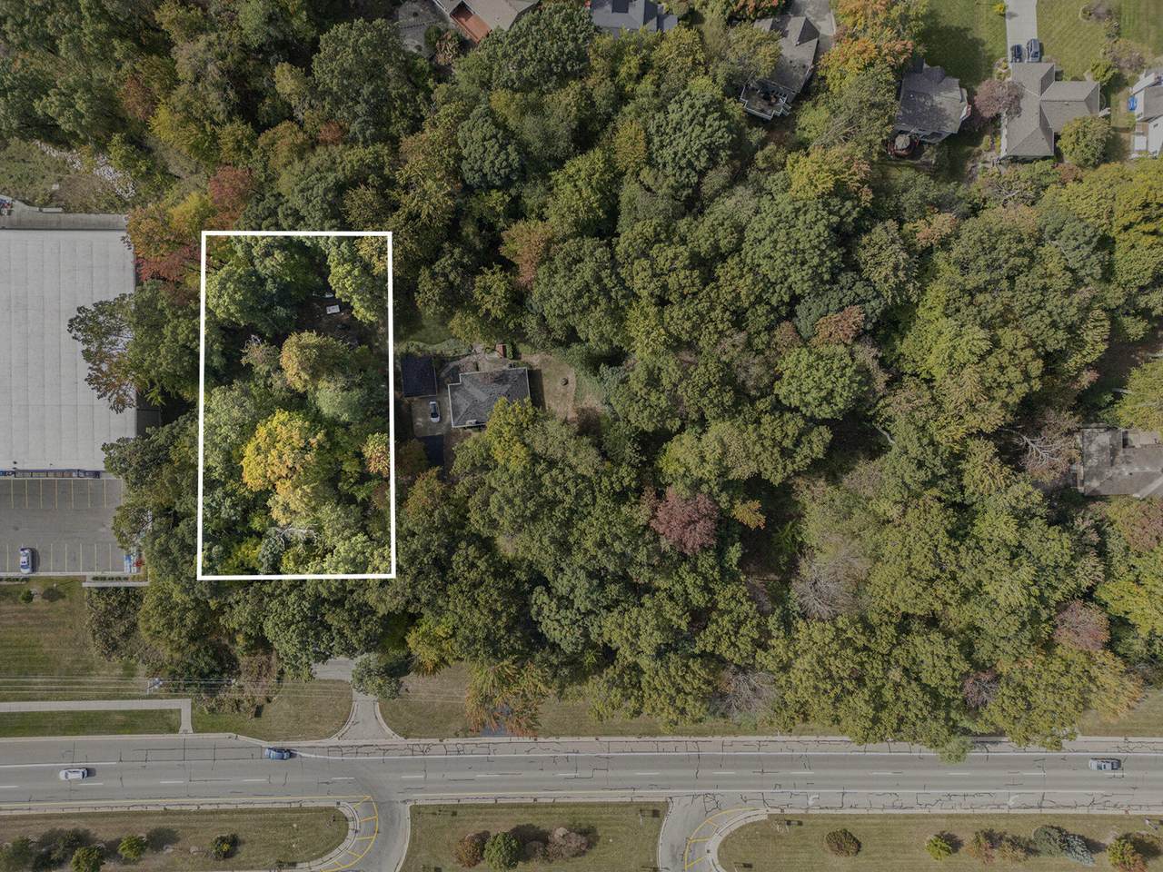 2415 Beltline Avenue - Photo 1