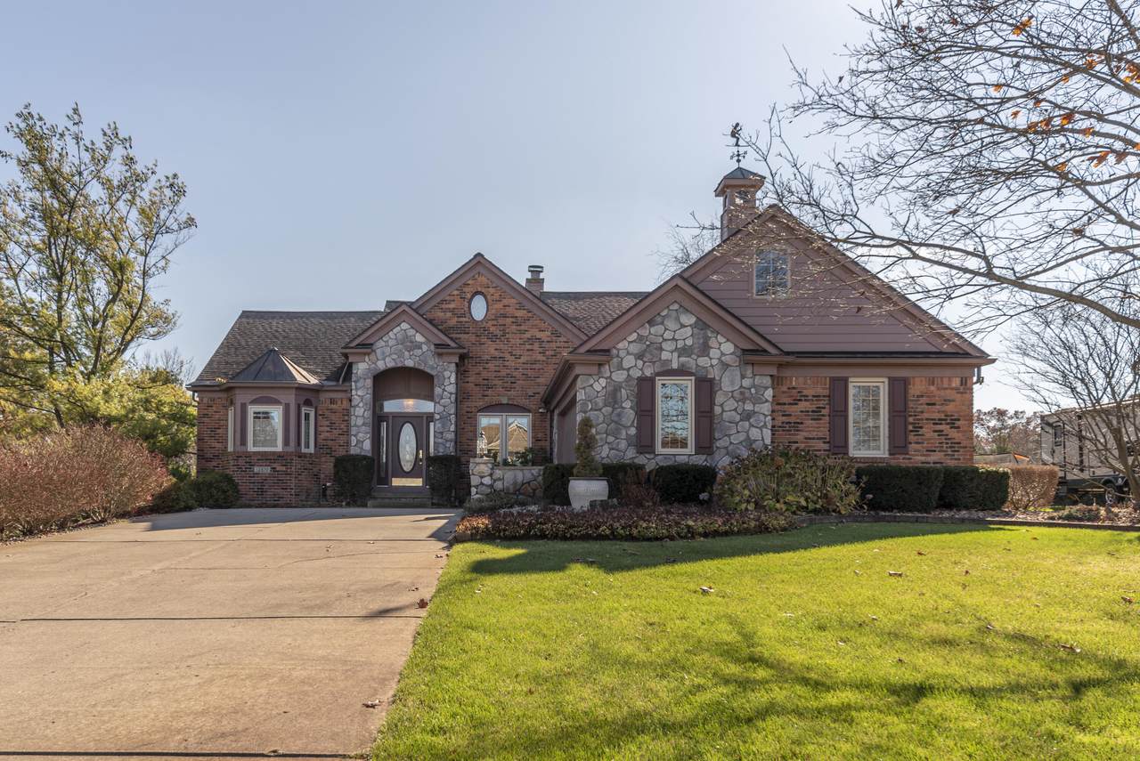 12879 Springbrooke Trail - Photo 1