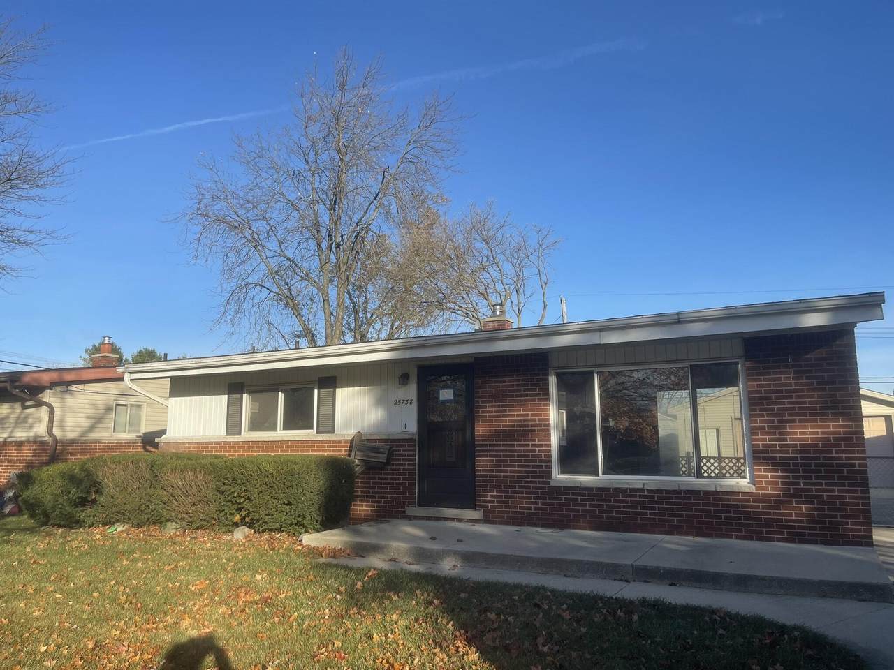 25738 Haskell Street - Photo 1