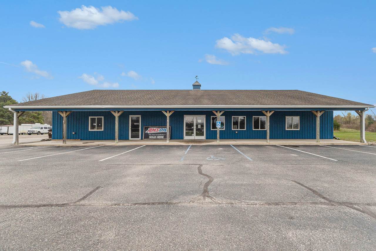 3918 Holton Road - Photo 1