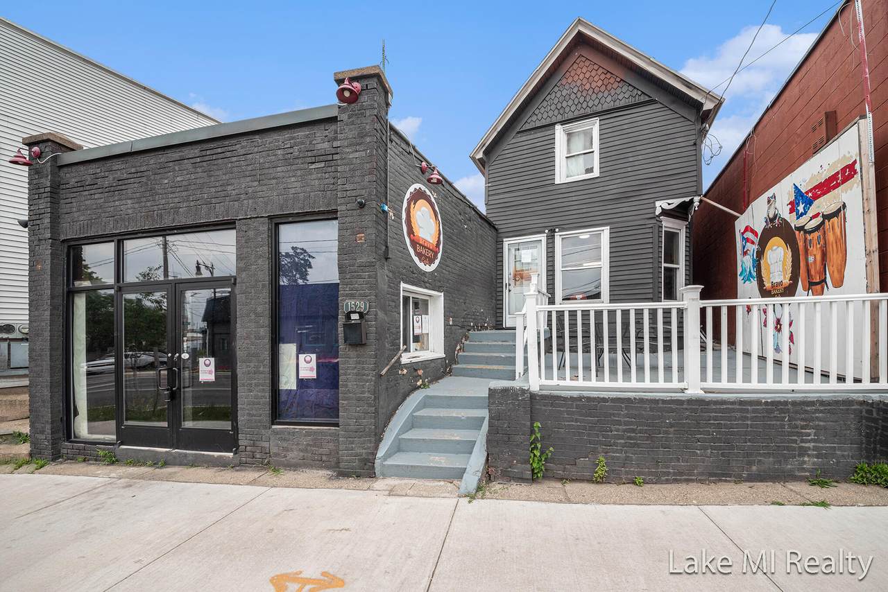 1529 Cesar E. Chavez Avenue - Photo 1