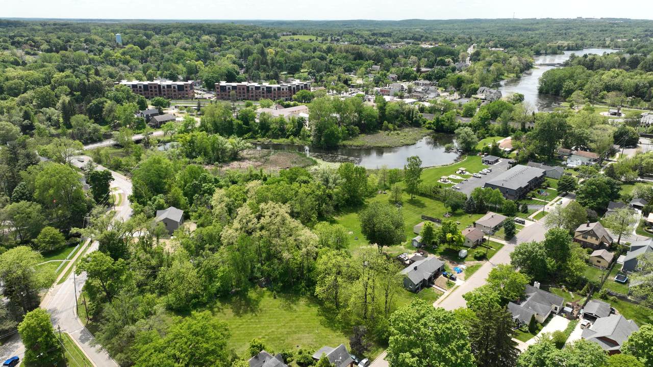 https://bt-photos.global.ssl.fastly.net/swmich/1280_boomver_2_25032261-2.jpg
