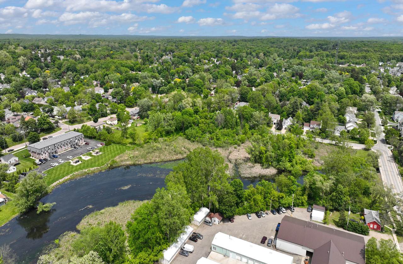 130 River Drive - Photo 1