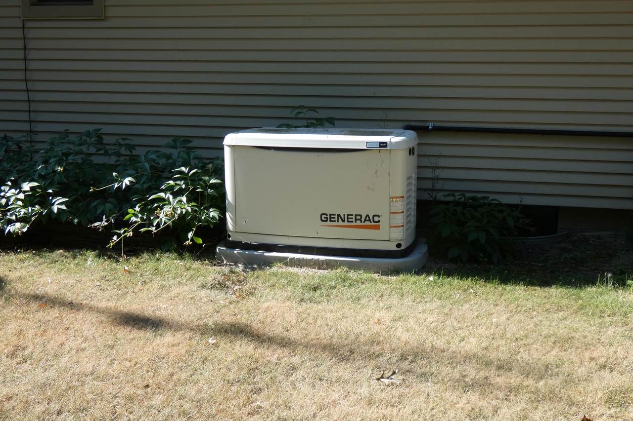 1785 Grand View Avenue - Photo 1