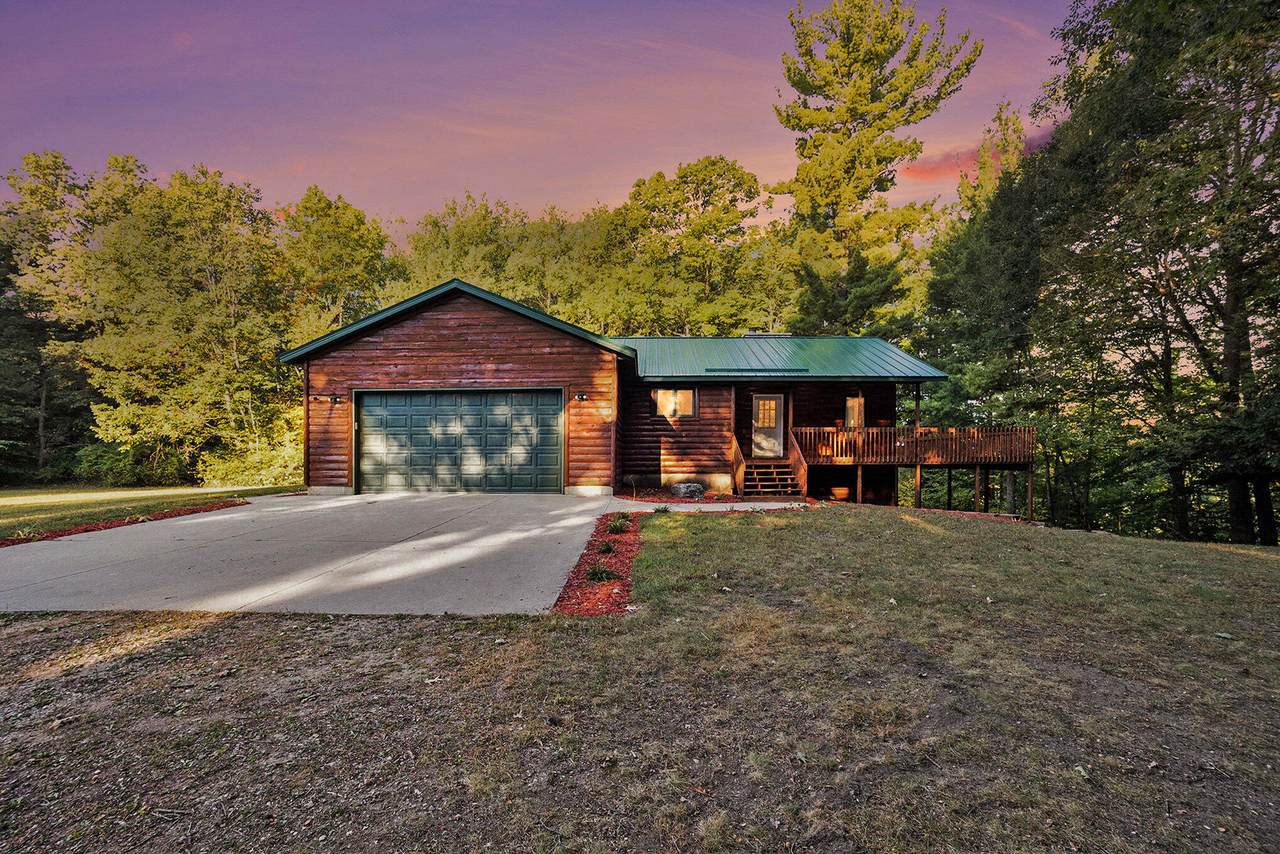 4615 112th Street - Photo 1