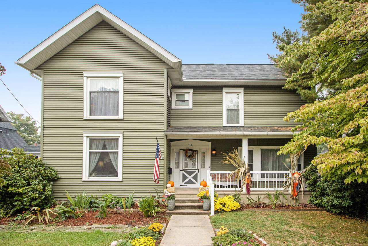 414 Kalamazoo Avenue - Photo 1