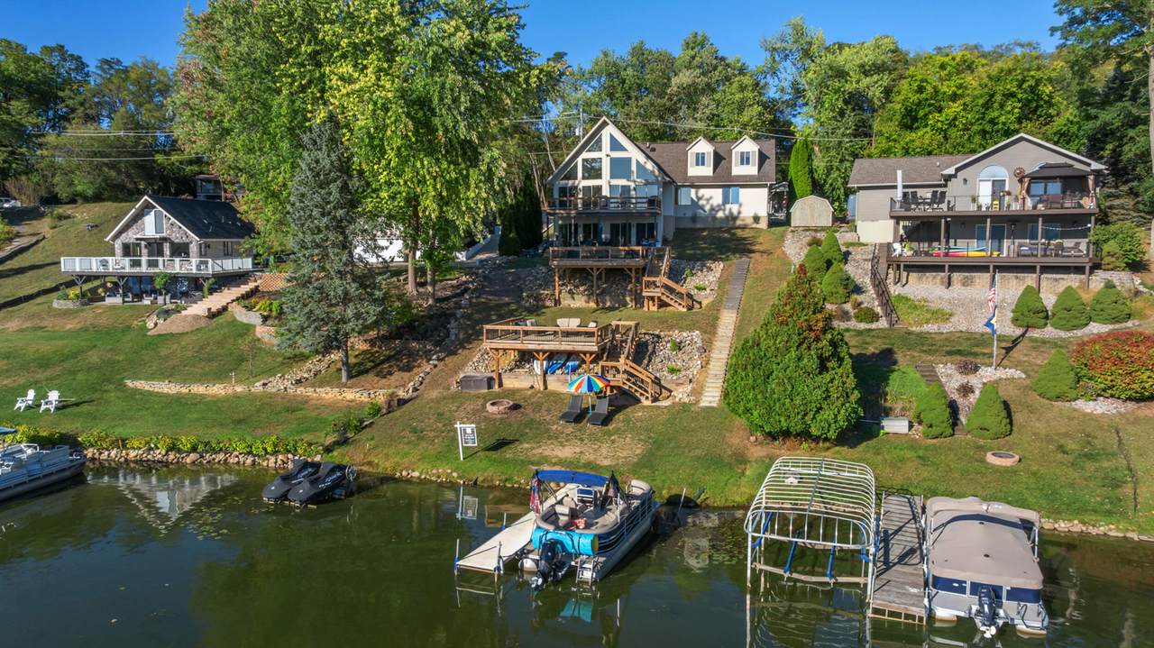 11912 Waldron Road - Photo 1