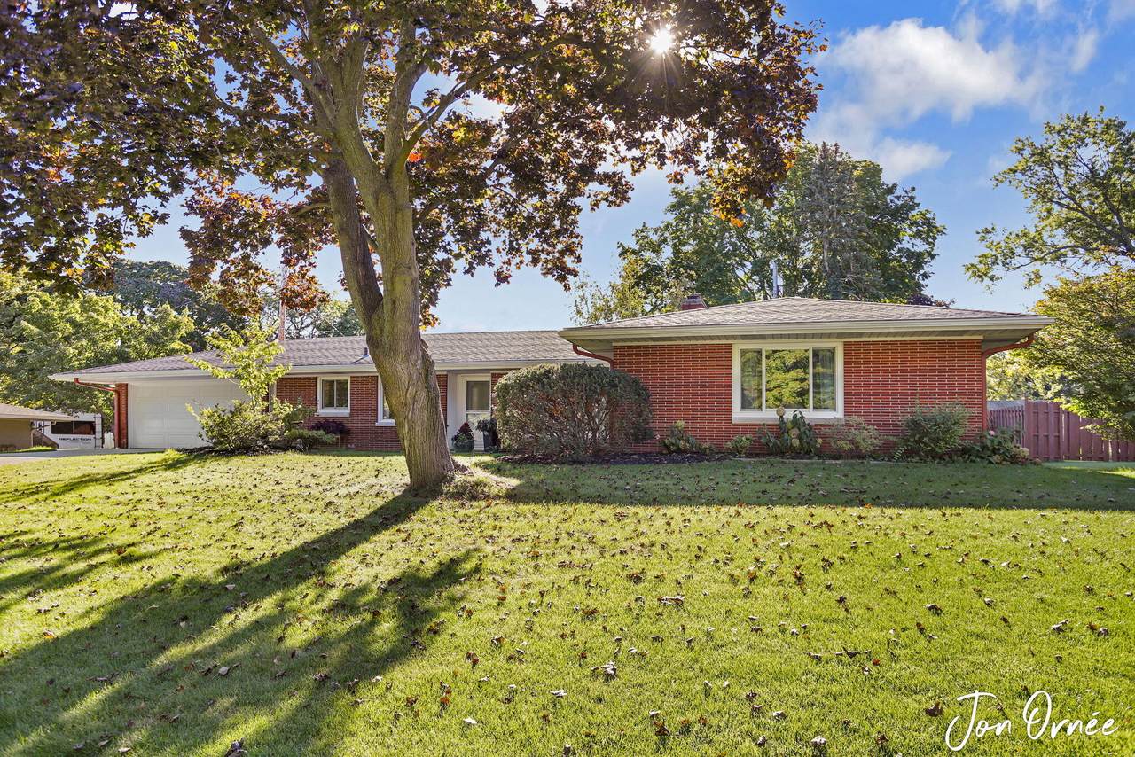 814 Bertsch Drive - Photo 1