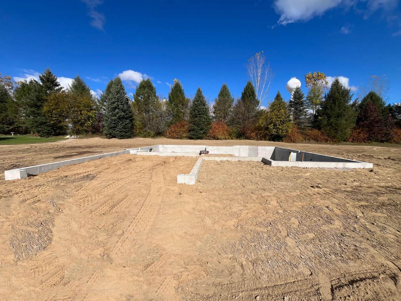 2026 Green Acres Drive - Photo 1