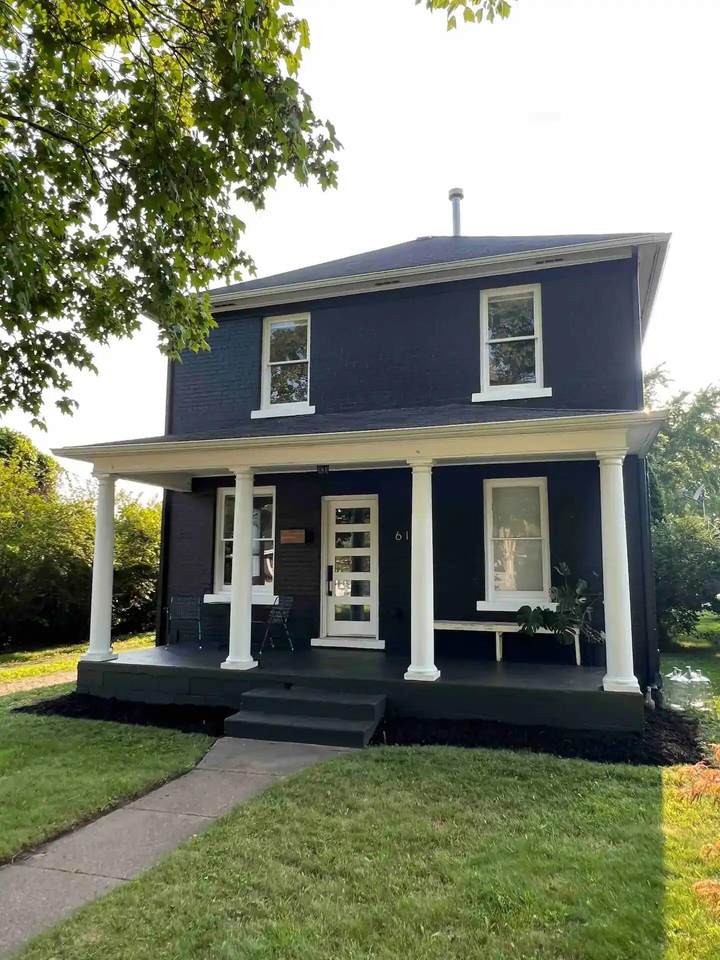 614 Magnolia Street - Photo 1