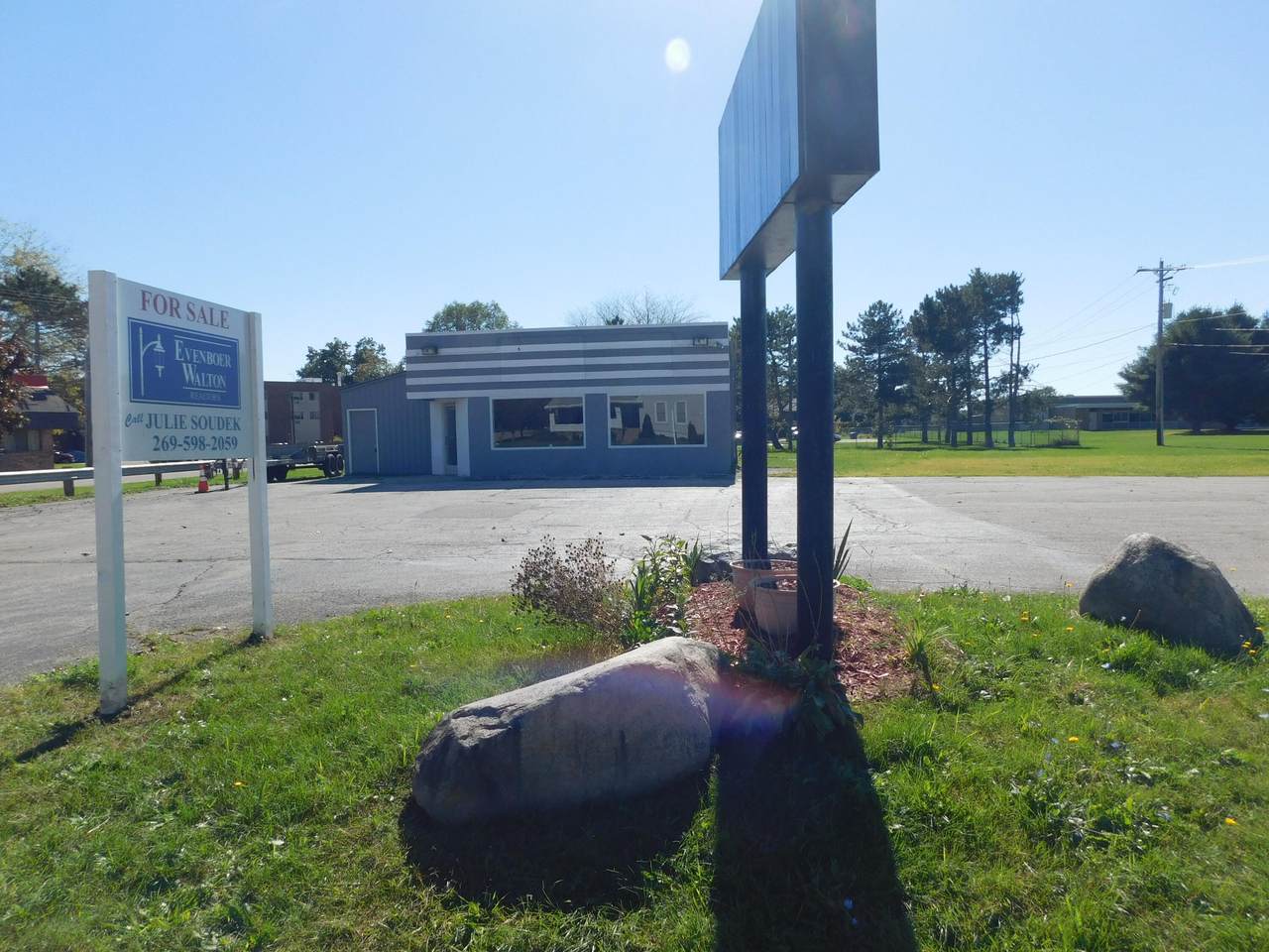 301 Michigan Avenue - Photo 1