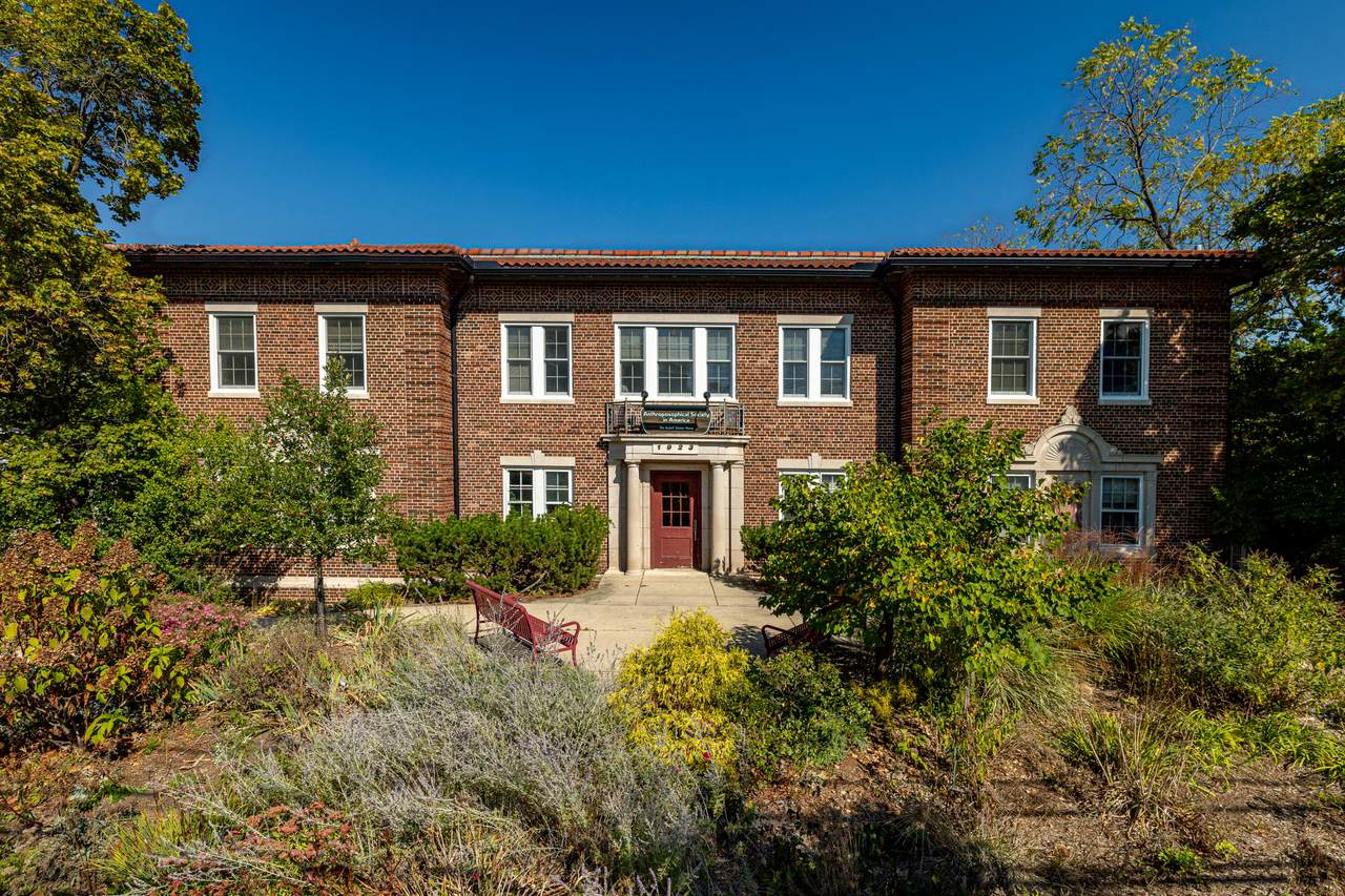 1923 Geddes Avenue - Photo 1