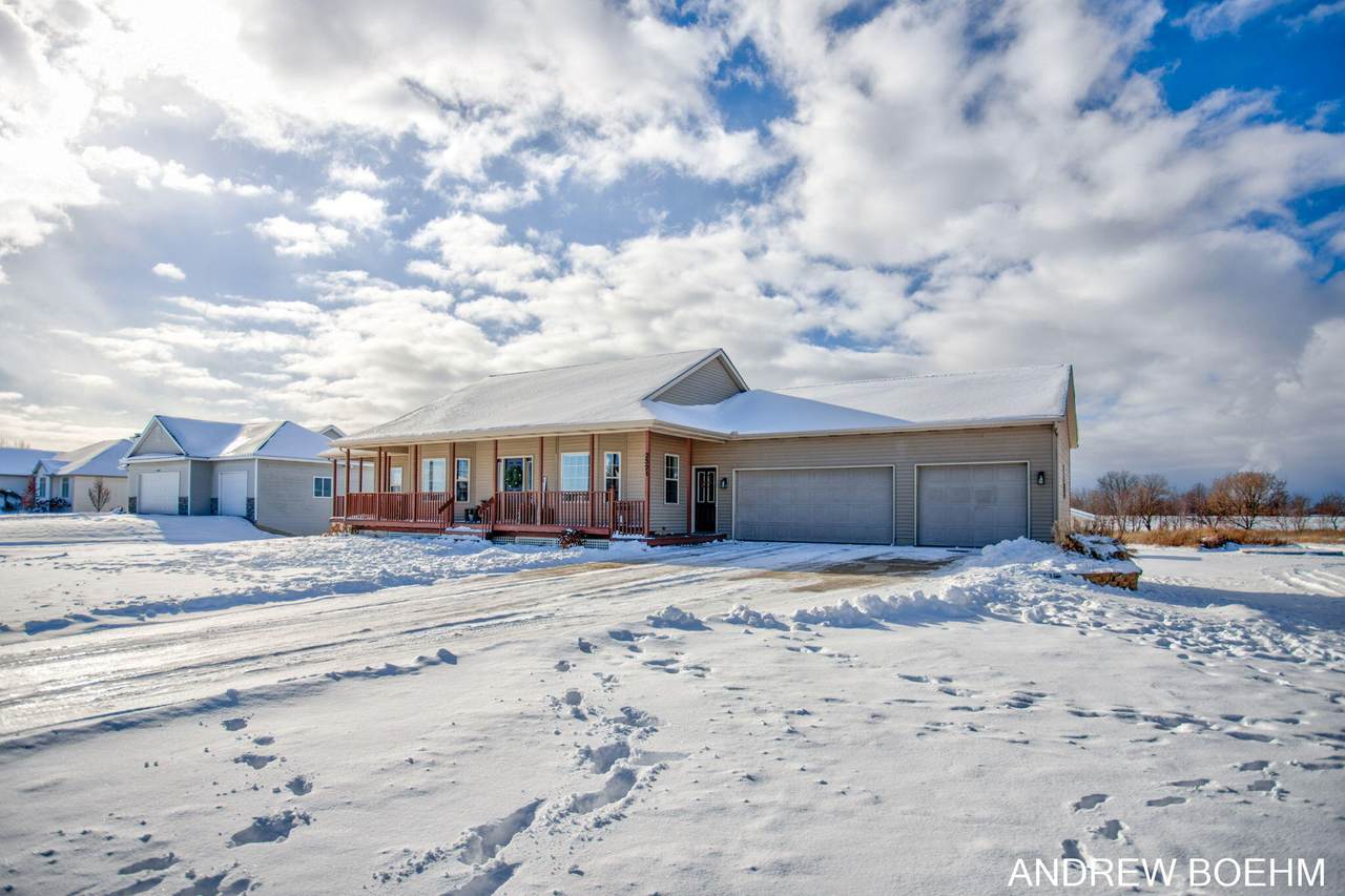 2521 Air Park Drive - Photo 1