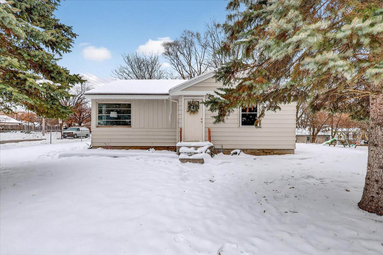 3400 Heron Avenue - Photo 1