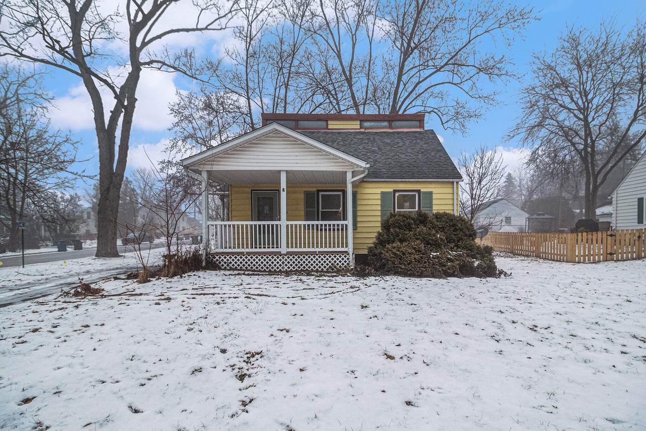 3103 Oakwood Street - Photo 1