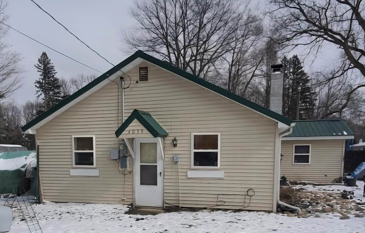 4039 Pleasant Road - Photo 1