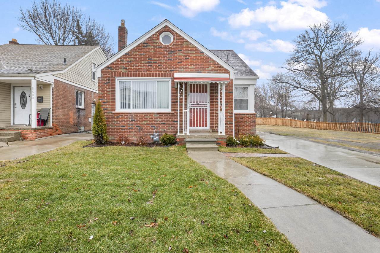 5574 Maryland Street - Photo 1