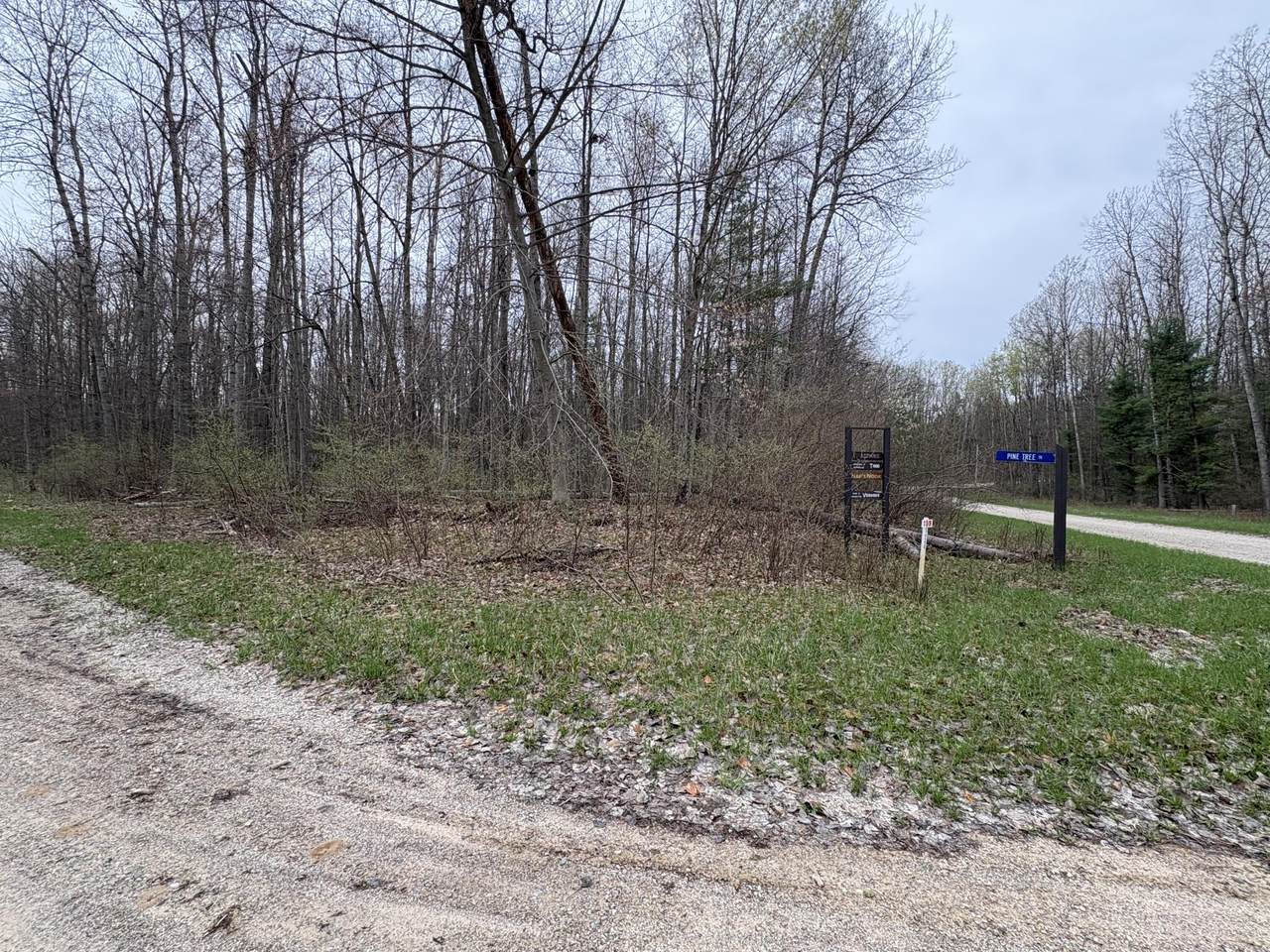 8369 Highland Trail - Photo 1