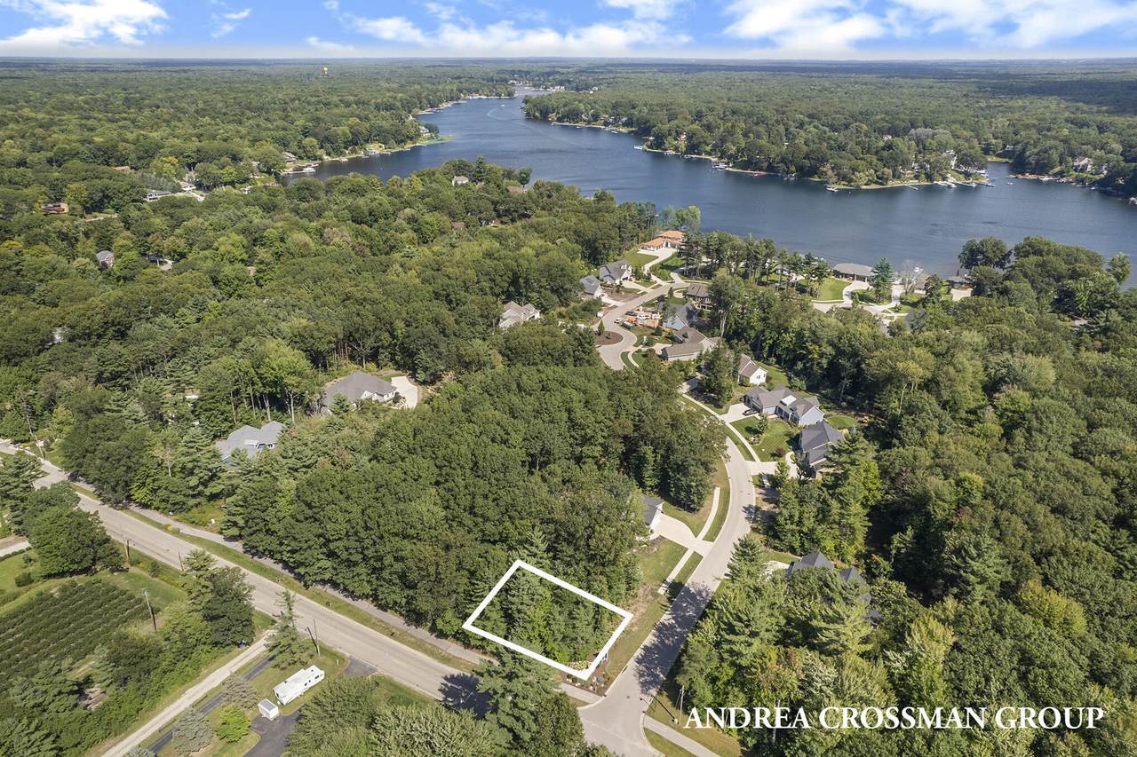 16179 Coventry Lane - Photo 1
