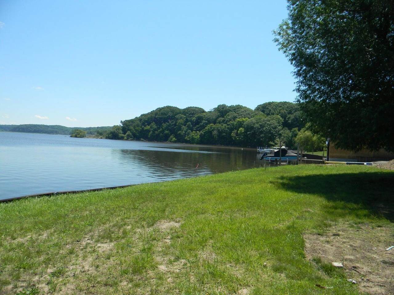 846 Lakeshore Drive - Photo 1