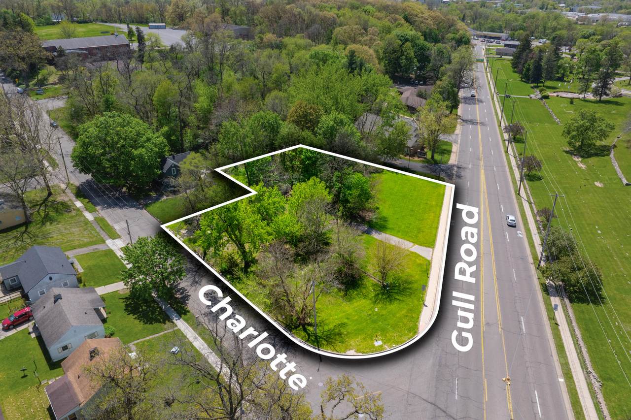 1119 Charlotte Avenue - Photo 1