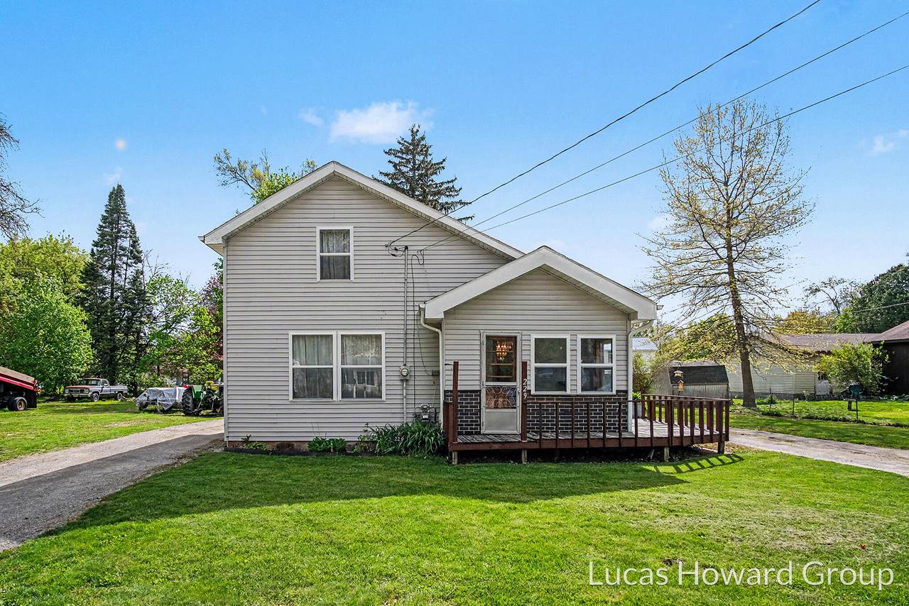 229 Sherman Street - Photo 1