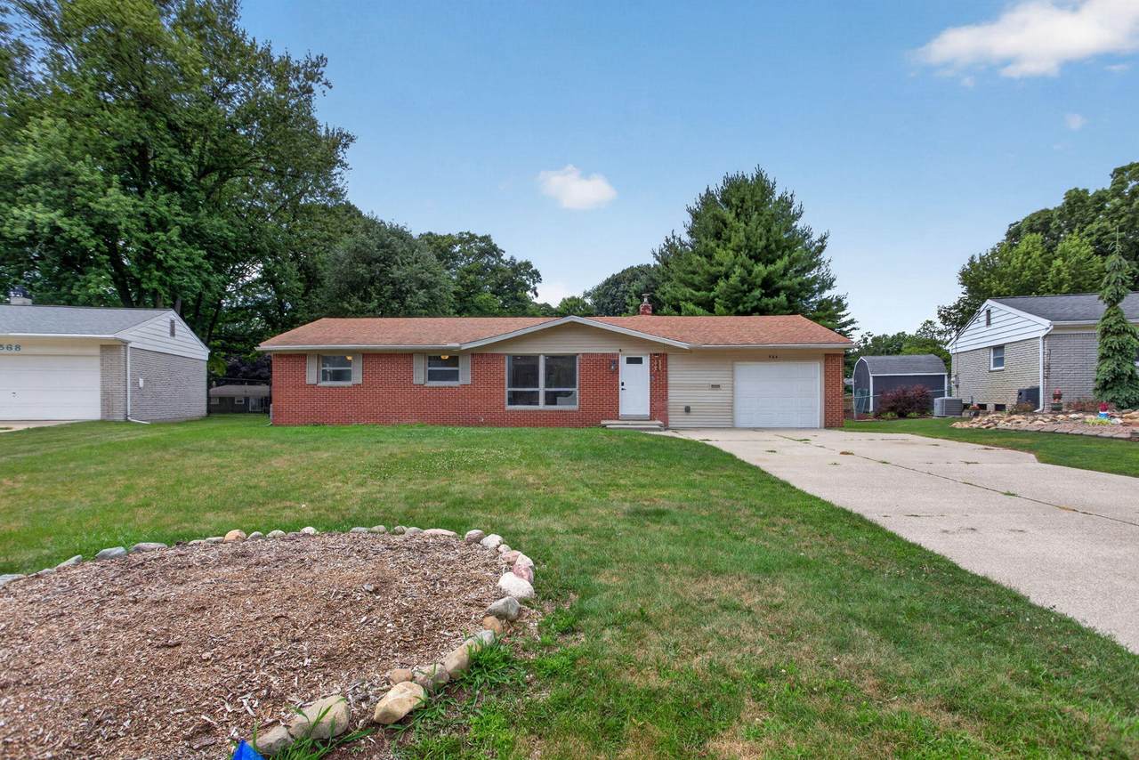 564 Birchwood Street - Photo 1
