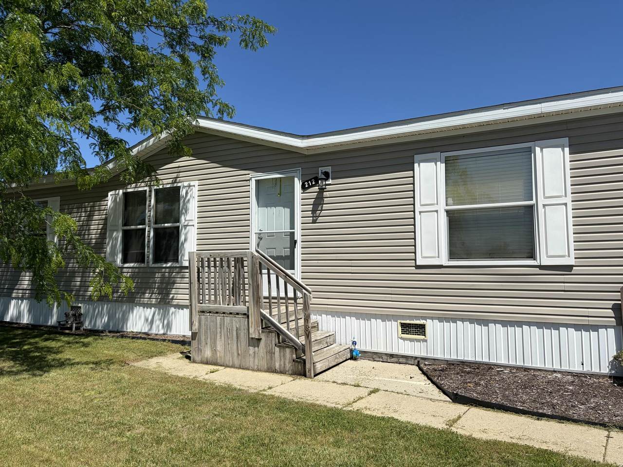 360 Tuttle Road - Photo 1