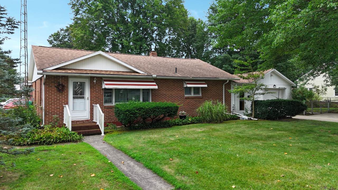 624 Helena Street - Photo 1