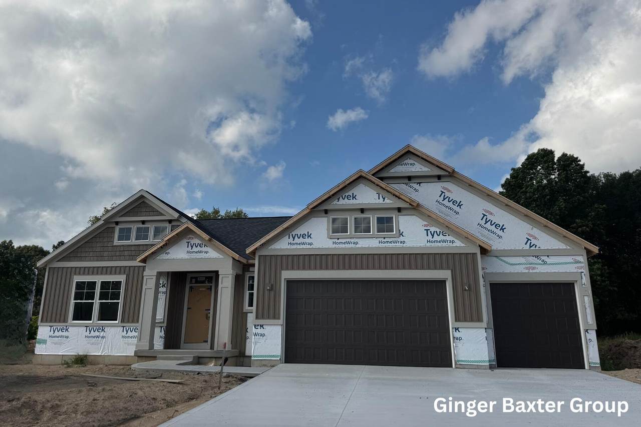 151 Summit Pointe Drive - Photo 1