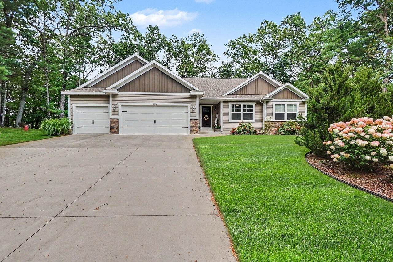 4462 Manchester Lane - Photo 1